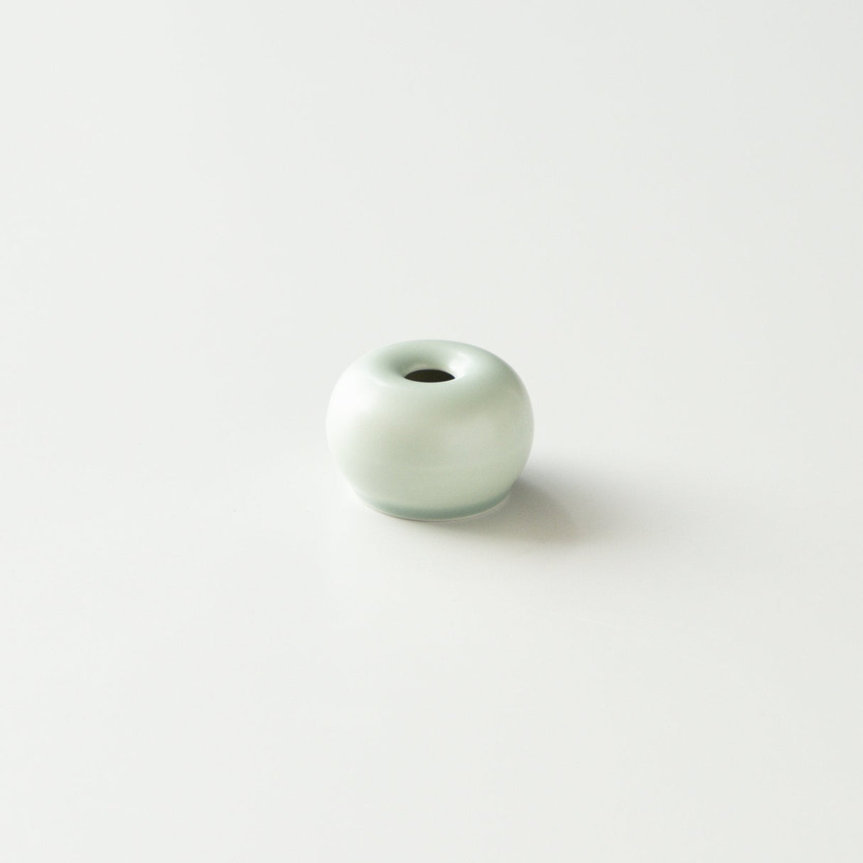 ORIGAMI Matcha Whisk Stand