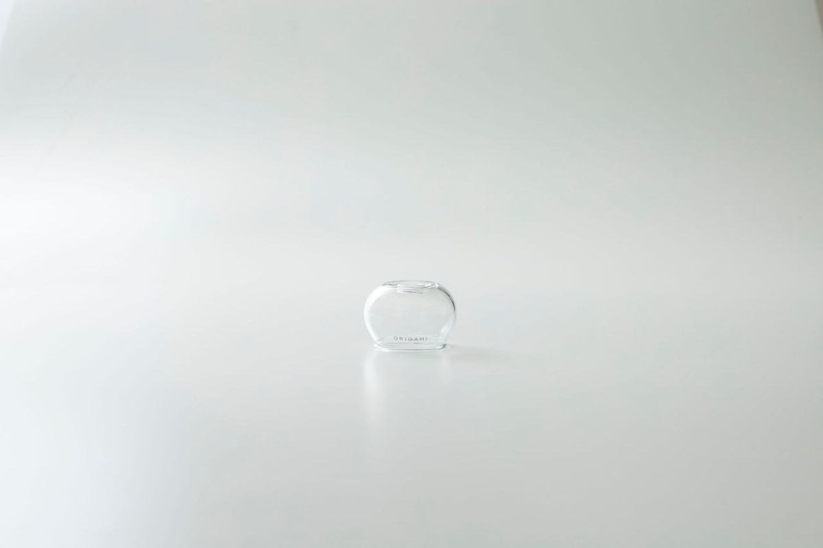 ORIGAMI Glass Matcha Whisk Stand